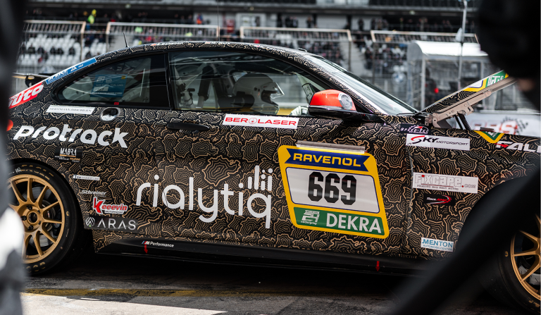 Record Visibility During 24h Nürburgring
